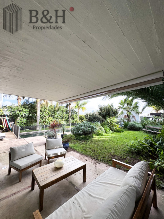 Casa ID.7497 - CASA EN VENTA PRIMERA LINEA AL ARROYO DE LA BARRA