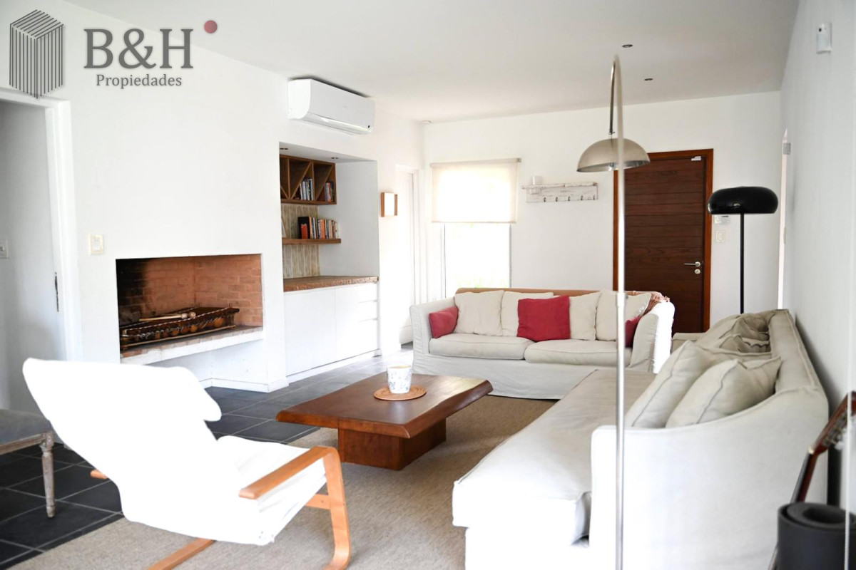 Casa ID.5332 - CASA EN VENTA EN EL TESORO, LA BARRA
