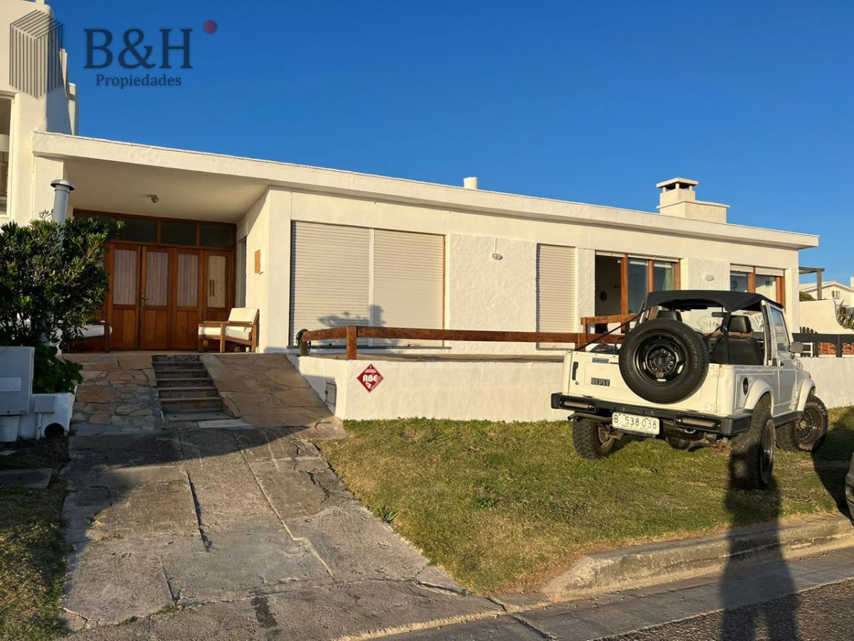 Bikini - GoPunta - Portal Inmobiliario de Punta del Este - Maldonado