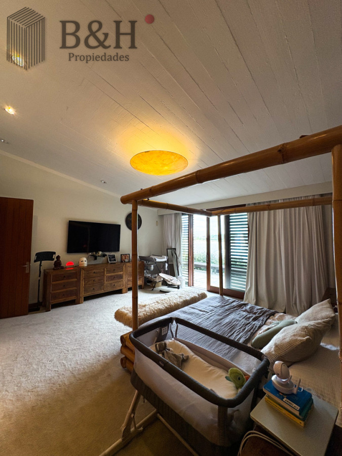 Casa ID.7497 - CASA EN VENTA PRIMERA LINEA AL ARROYO DE LA BARRA