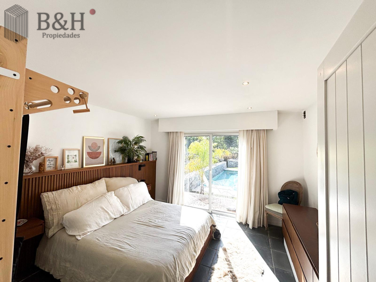 Casa ID.5332 - CASA EN VENTA EN EL TESORO, LA BARRA