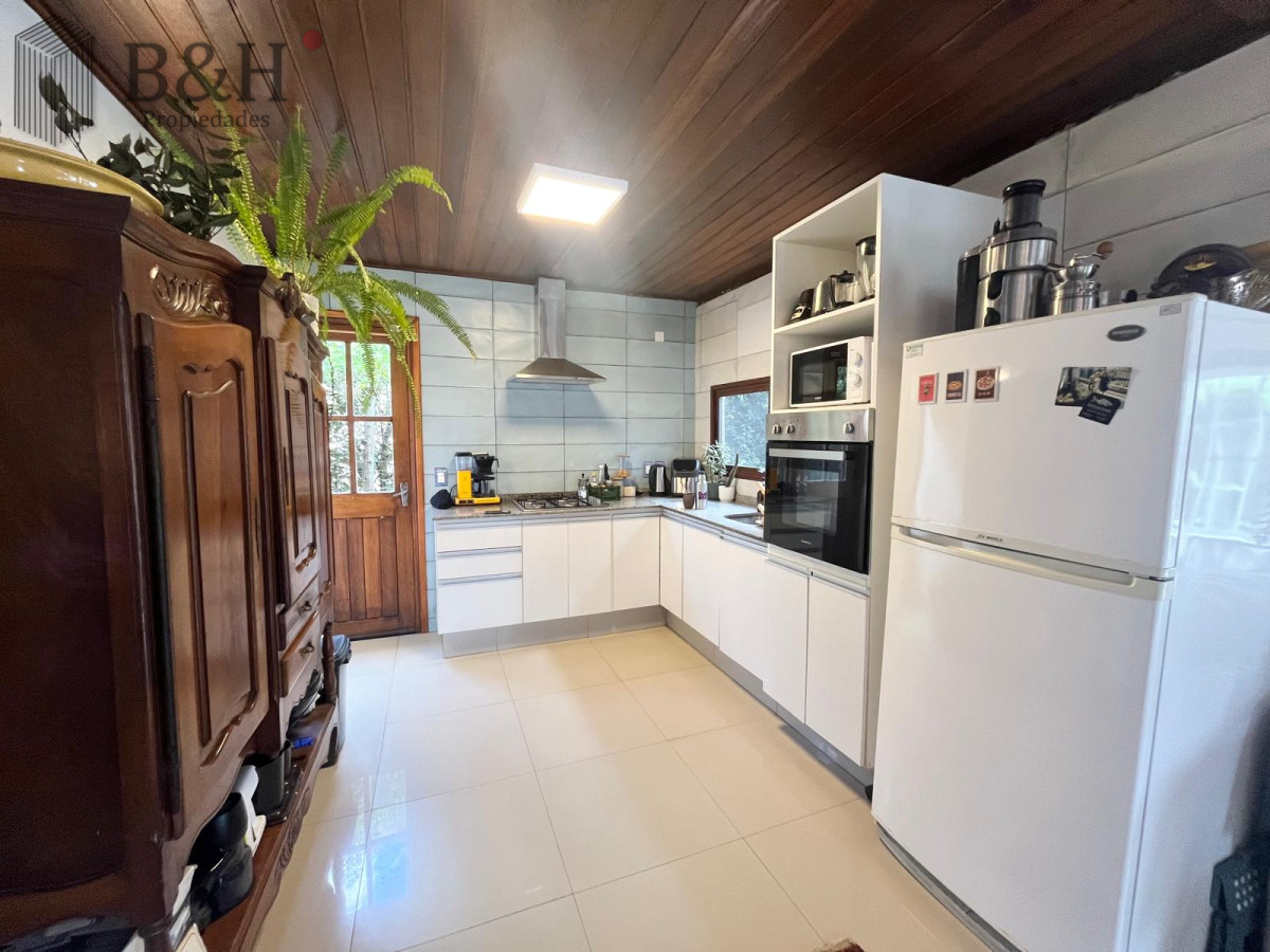 Casa ID.6017 - Alquiler temporada en Manantiales a metros del mar.