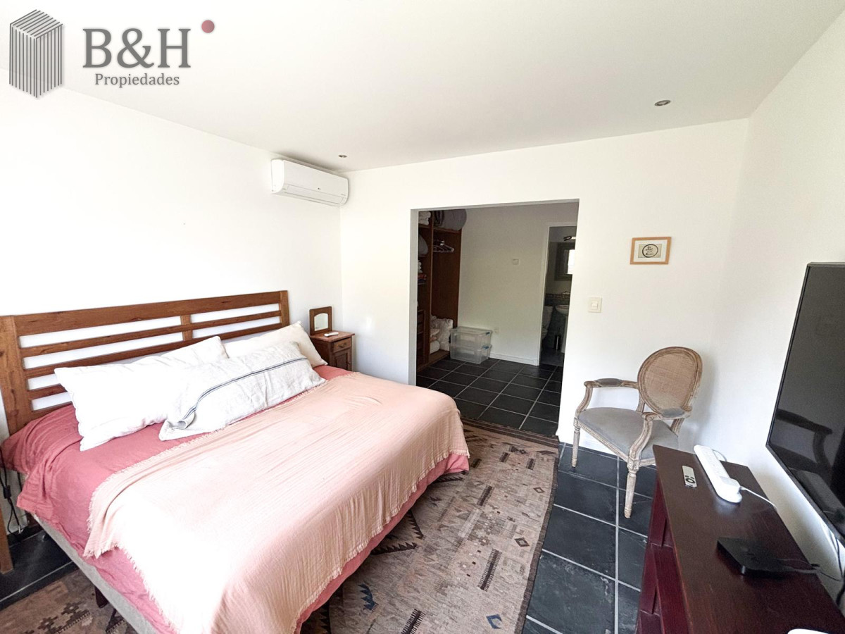 Casa ID.5332 - CASA EN VENTA EN EL TESORO, LA BARRA