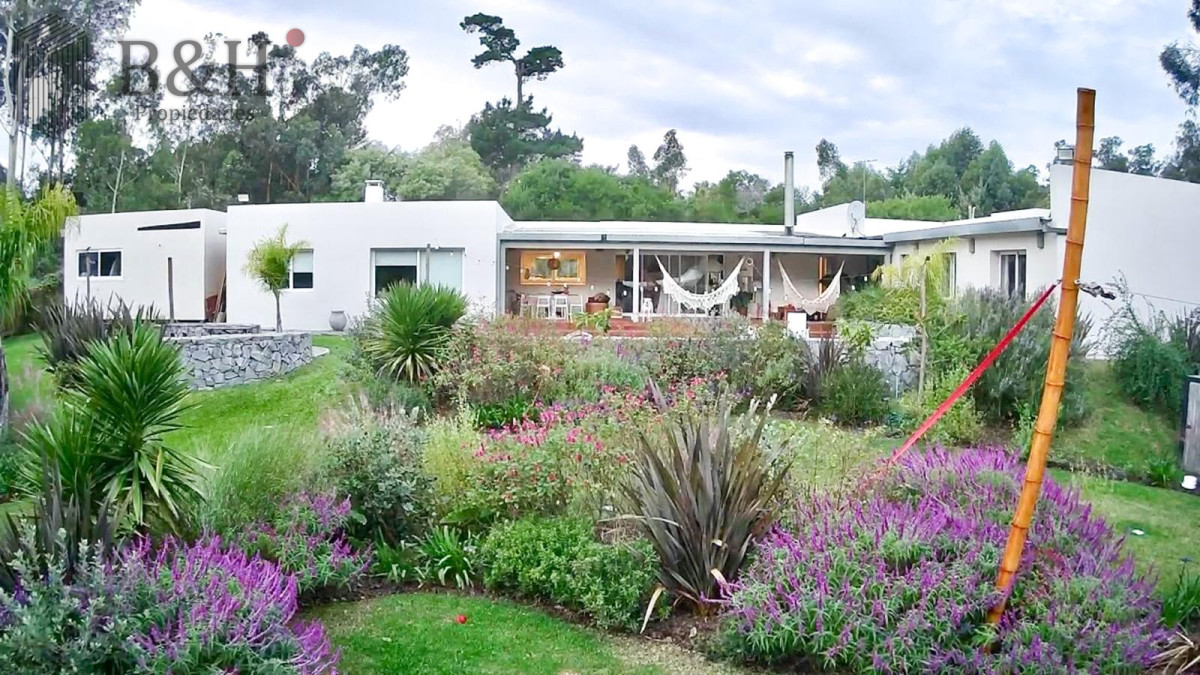 Casa ID.5332 - CASA EN VENTA EN EL TESORO, LA BARRA