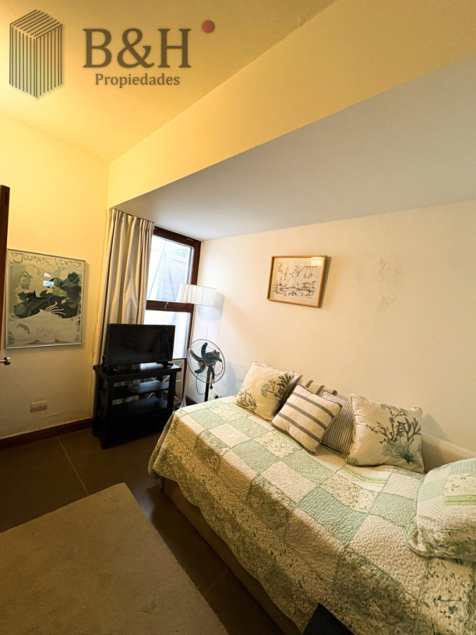 Casa ID.7497 - CASA EN VENTA PRIMERA LINEA AL ARROYO DE LA BARRA