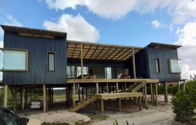 Casa con vista a la laguna! 