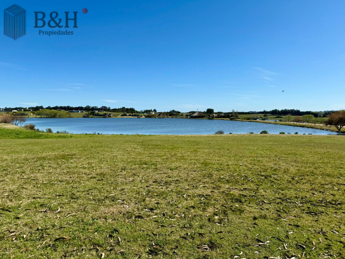 Espectacular Lote en Venta en Pueblo Mio - GoPunta - Portal Inmobiliario de Punta del Este - Maldonado
