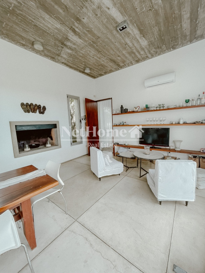 Casa ID.1110 - CASA FRENTE AL MAR EN EL CHORRO EN VENTA