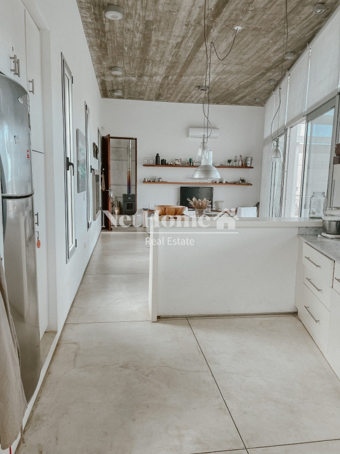 Casa ID.1110 - CASA FRENTE AL MAR EN EL CHORRO EN VENTA