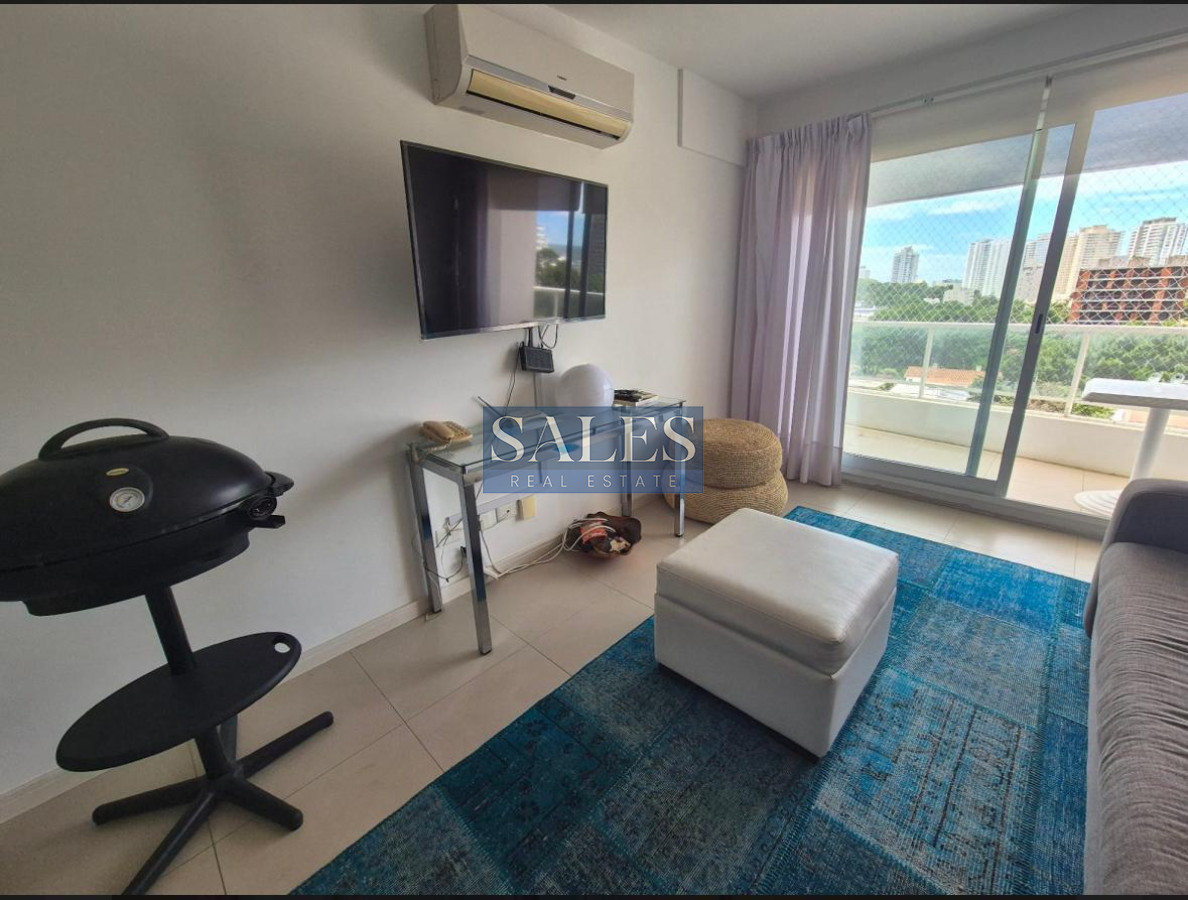 Apartamento ID.1242 - Apartamento en venta Aidy Grill Punta del Este edificio Botavara