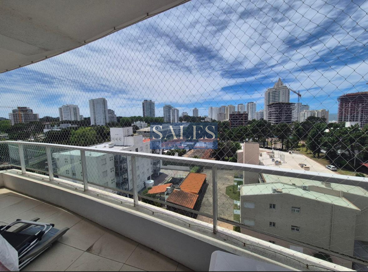 Apartamento ID.1242 - Apartamento en venta Aidy Grill Punta del Este edificio Botavara