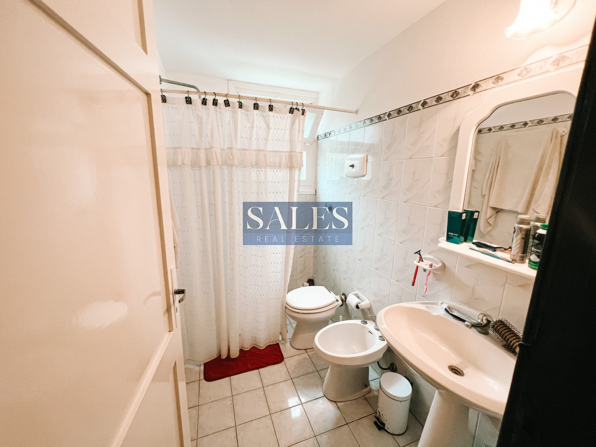 Casa ID.827 - Casa en Venta de 4 dormitorios en el Golf, Punta del Este!