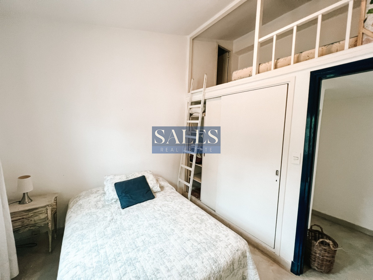 Casa ID.827 - Casa en Venta de 4 dormitorios en el Golf, Punta del Este!