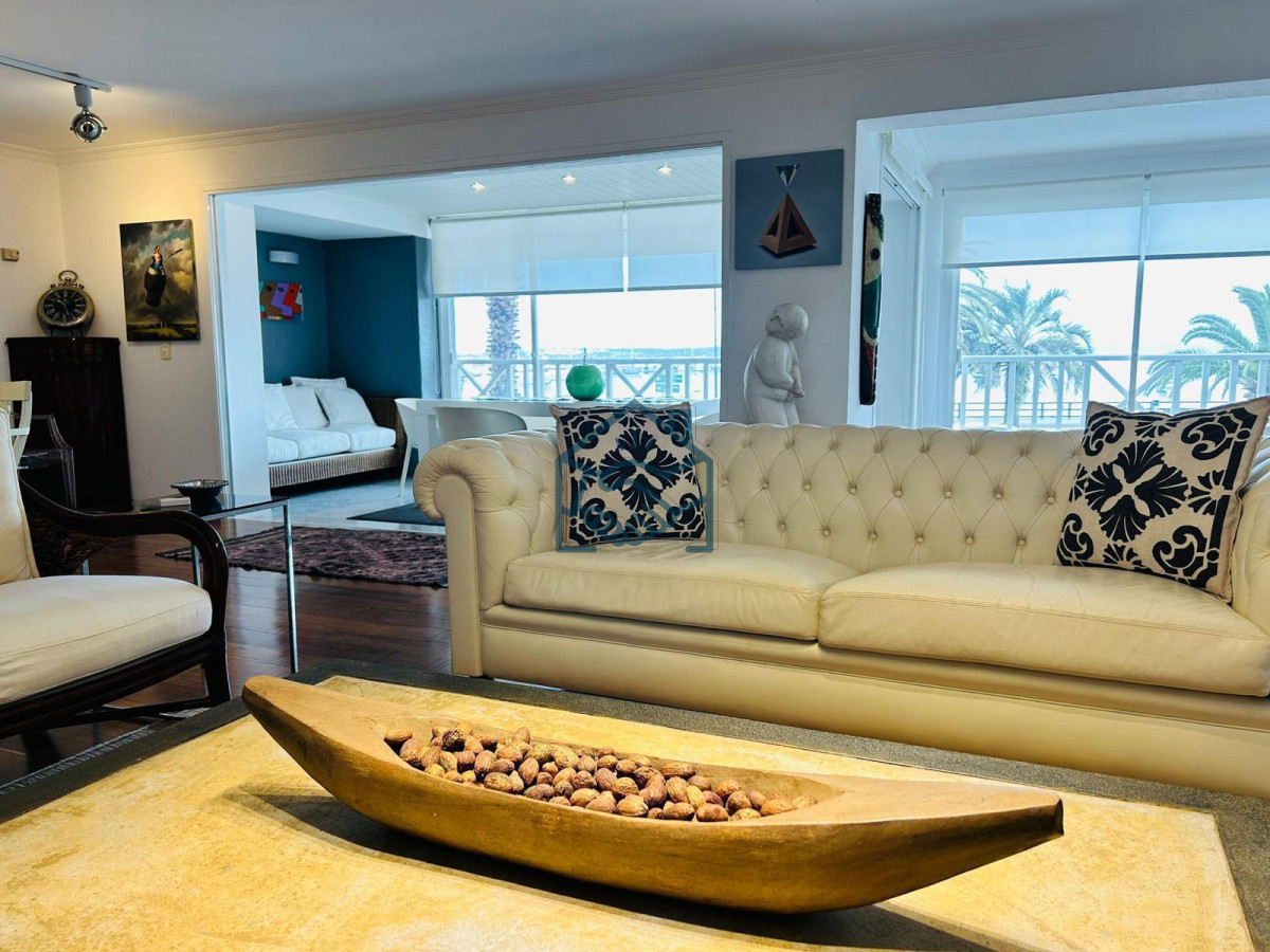 Apartamento ID.1042/Exclusivo-apartamento-con-vista-el-puerto - Exclusivo apartamento con vista el puerto