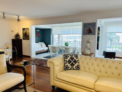 Apartamento ID.1042/Exclusivo-apartamento-con-vista-el-puerto - Exclusivo apartamento con vista el puerto