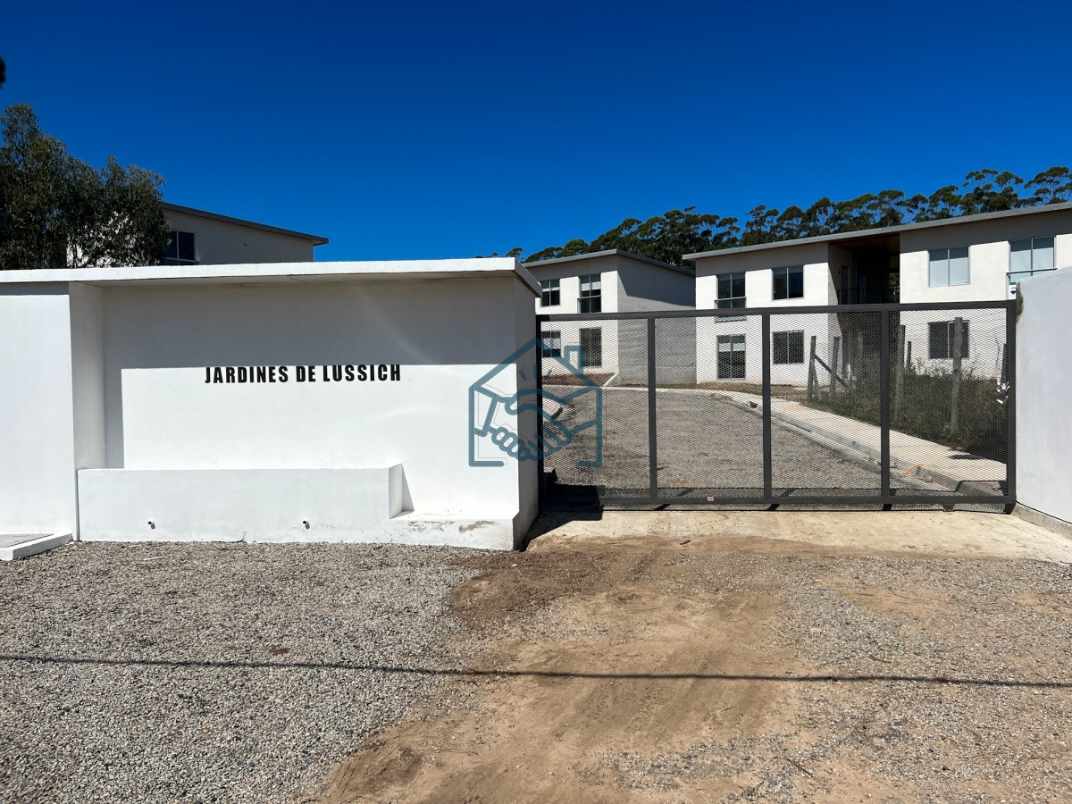 Apartamento ID.1450/Apartamento-en-VENTA-en-Jardines-de-Lussich,-Maldonado.-OPORTUNIDAD,-con-posibilidad-de-financiación-propia - Apartamento en VENTA en Jardines de Lussich, Maldonado. OPORTUNIDAD, con posibilidad de financiación propia