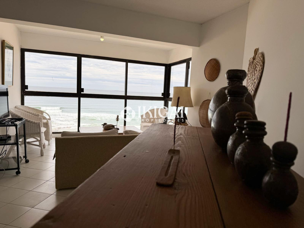 Apartamento ID.956 - TORRE CRISTAL, PRIMERA LINEA AL MAR 