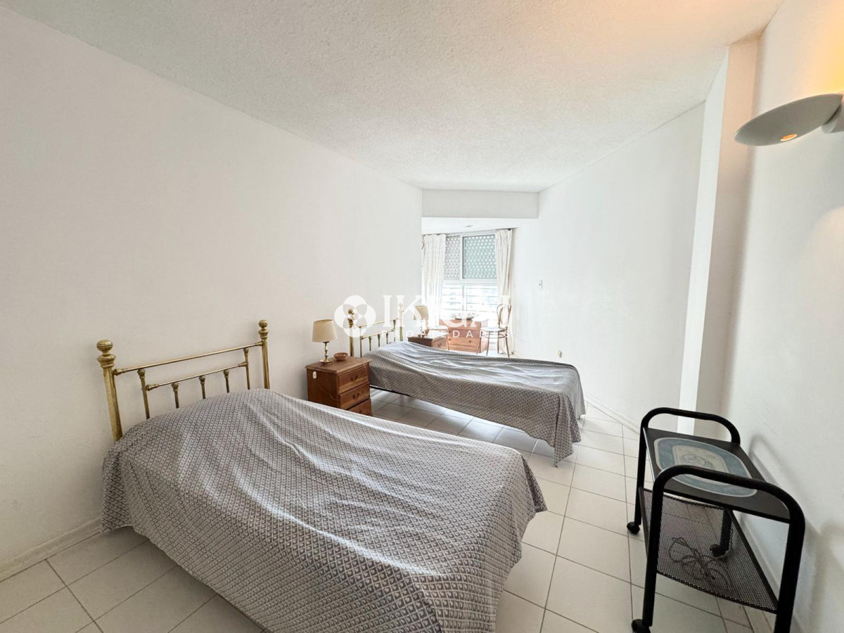 Apartamento ID.956 - TORRE CRISTAL, PRIMERA LINEA AL MAR 