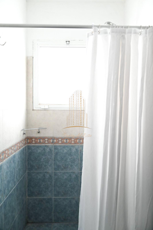 Casa ID.1061 - CASA EN VENTA EN EL TESORO, LA BARRA