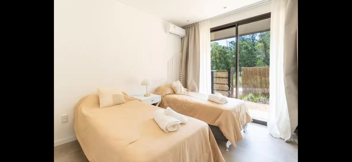 Casa ID.1059 - CASA A ESTRENAR, COMPLEJO BOSQUE! 