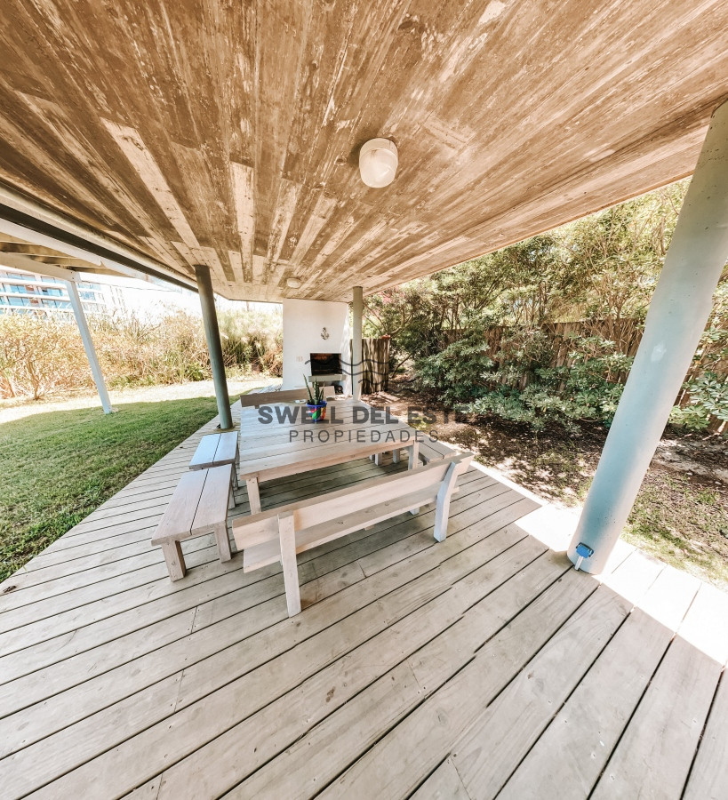 Casa ID.236 - CASA FRENTE AL MAR EN EL CHORRO EN VENTA