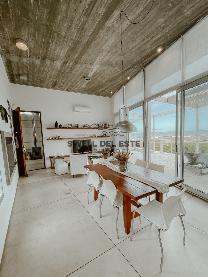 Casa ID.236 - CASA FRENTE AL MAR EN EL CHORRO EN VENTA