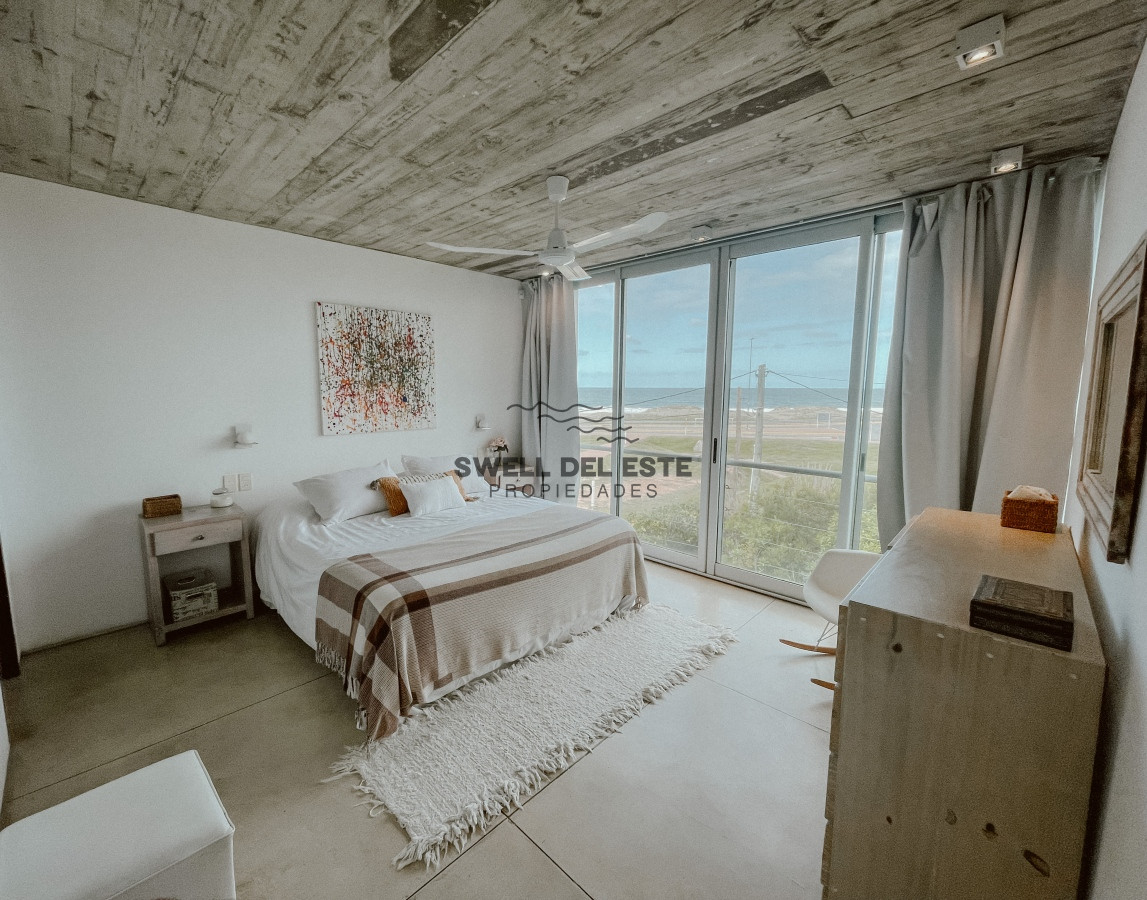 Casa ID.236 - CASA FRENTE AL MAR EN EL CHORRO EN VENTA