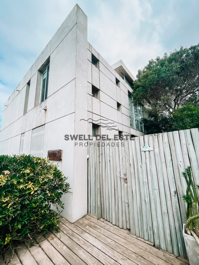 Casa ID.236 - CASA FRENTE AL MAR EN EL CHORRO EN VENTA