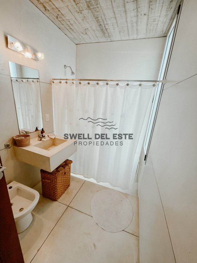 Casa ID.236 - CASA FRENTE AL MAR EN EL CHORRO EN VENTA