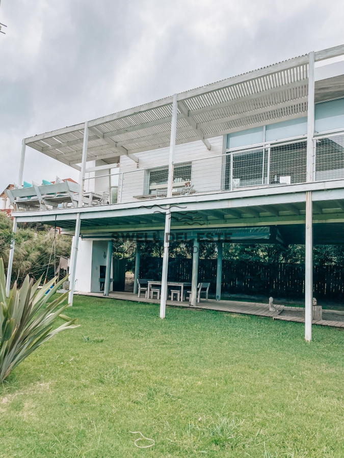 Casa ID.236 - CASA FRENTE AL MAR EN EL CHORRO EN VENTA