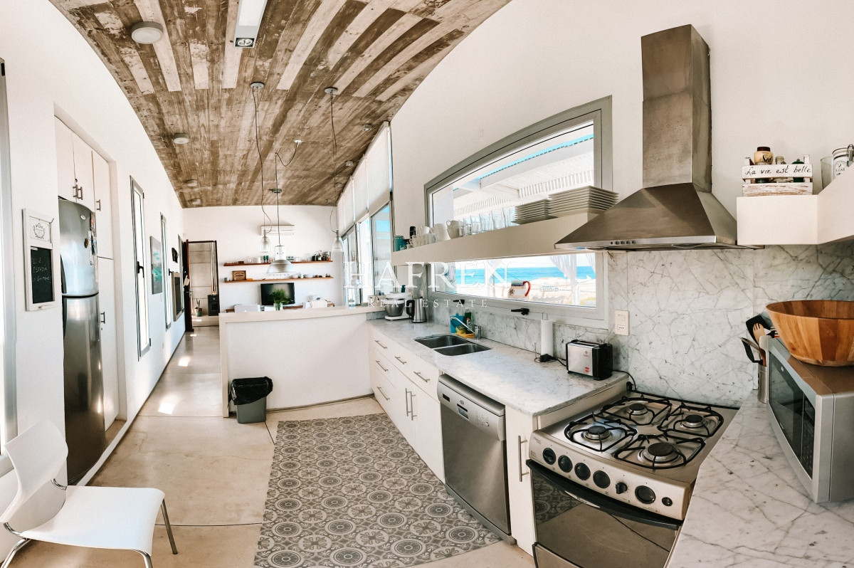 Casa ID.213 - Venta de casa frente al mar en El Chorro