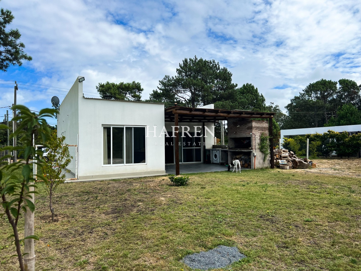 Casa ID.167 - Casa a Estrenar en La Barra a 200 mt2 de medialunas calentitas