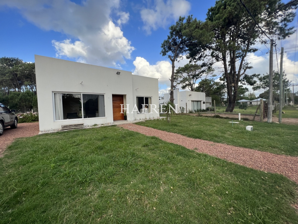 Casa ID.167 - Casa a Estrenar en La Barra a 200 mt2 de medialunas calentitas