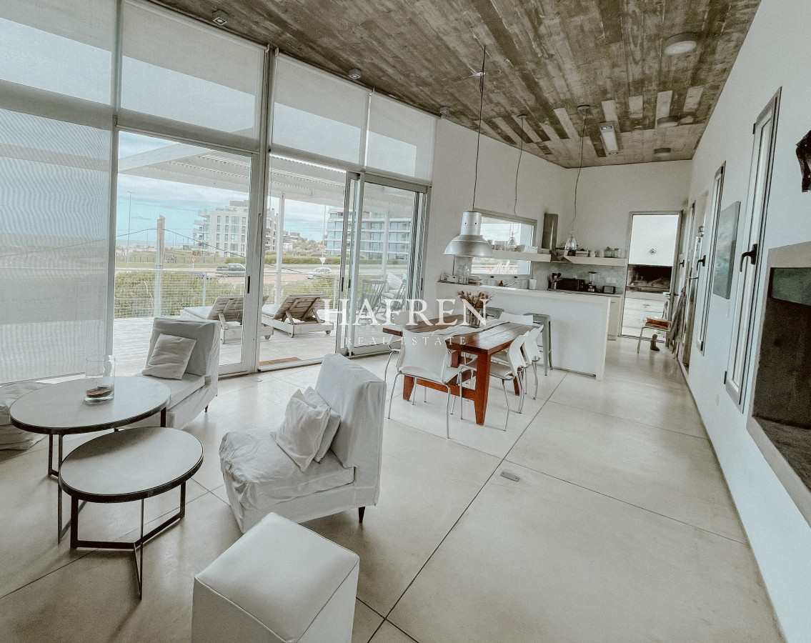 Casa ID.213 - Venta de casa frente al mar en El Chorro