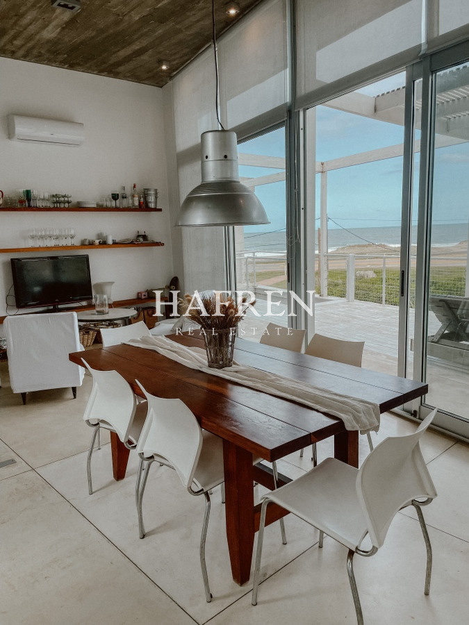 Casa ID.213 - Venta de casa frente al mar en El Chorro