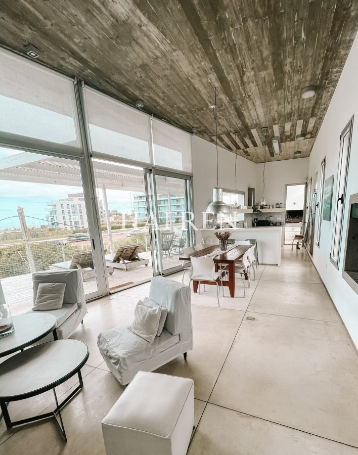 Casa ID.213 - Venta de casa frente al mar en El Chorro