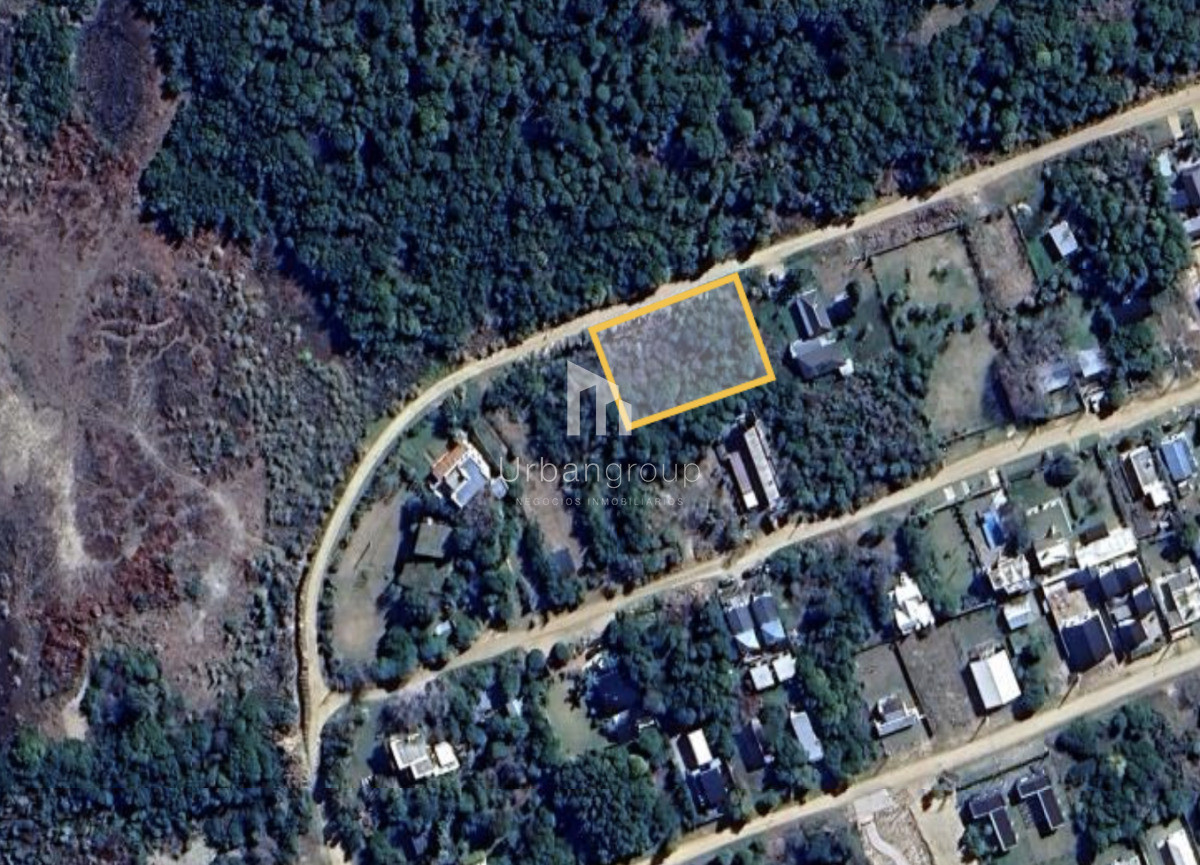 TERRENO EN VENTA EN LA JUANITA 1350m