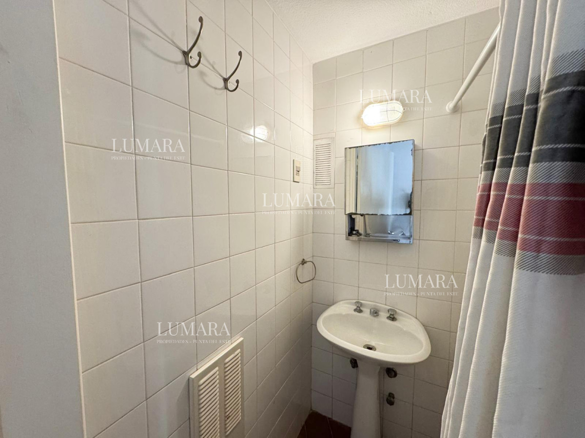 Apartamento ID.1739 - TORRE CRISTAL, PRIMERA LINEA AL MAR 