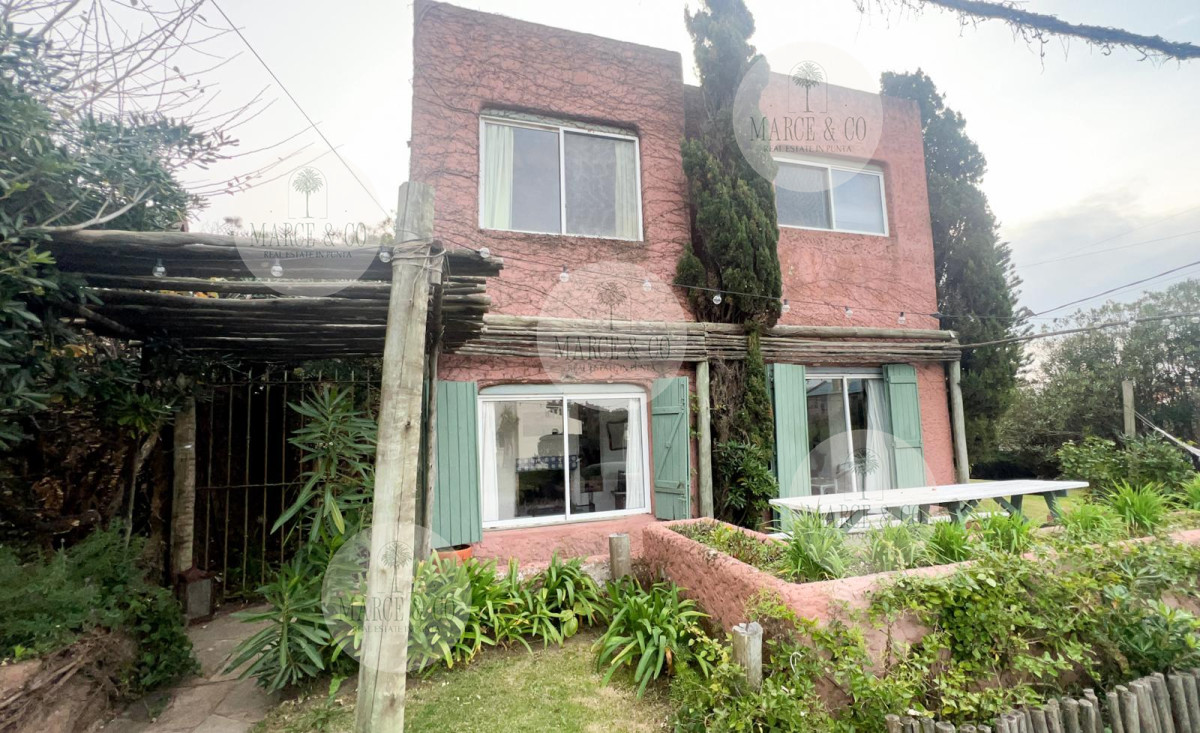 Casa ID.539 - CASA EN VENTA DE 5 DORM EN LA BARRA A 250 MTS DEL MAR