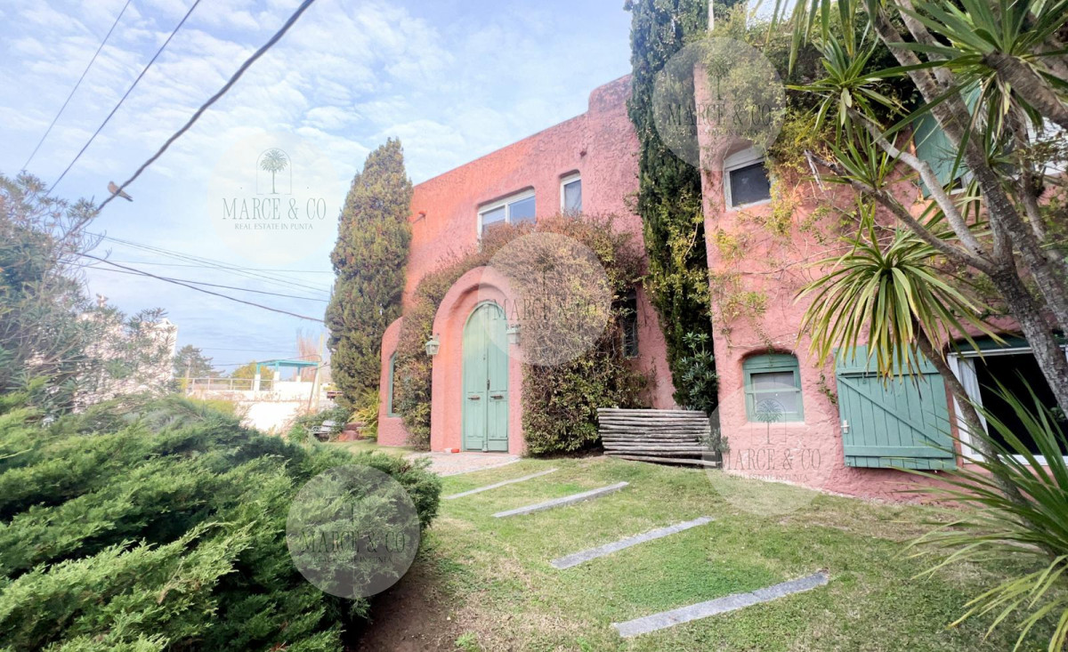 Casa ID.539 - CASA EN VENTA DE 5 DORM EN LA BARRA A 250 MTS DEL MAR