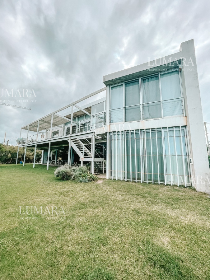 Casa ID.2755 - CASA FRENTE AL MAR EN EL CHORRO EN VENTA