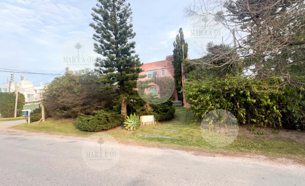 Casa ID.539 - CASA EN VENTA DE 5 DORM EN LA BARRA A 250 MTS DEL MAR