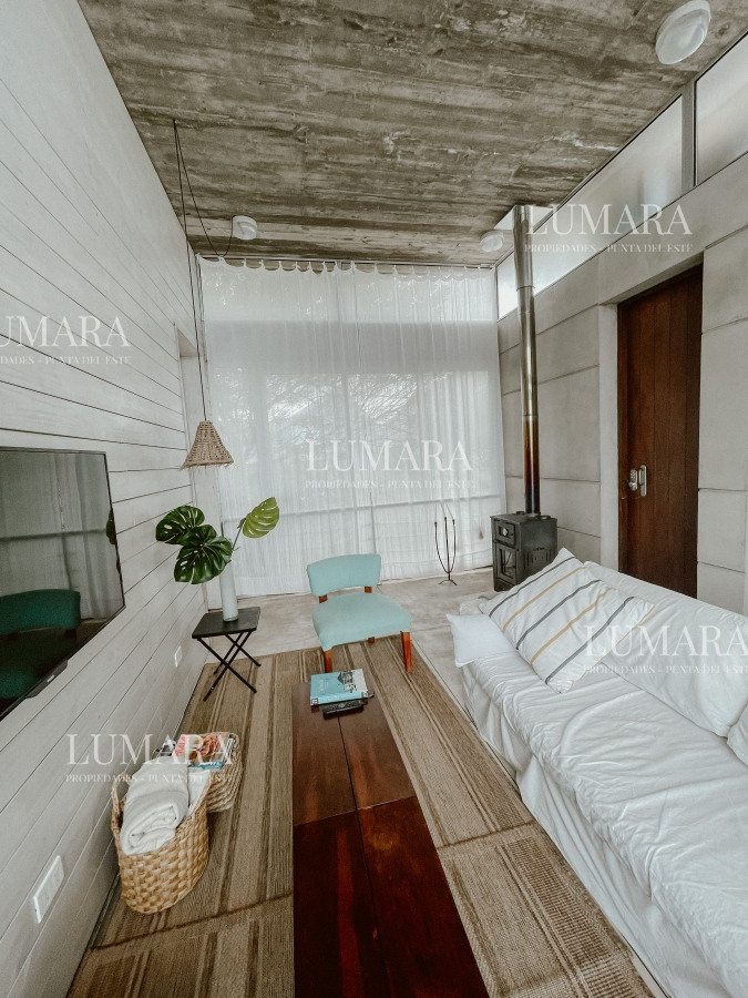 Casa ID.2755 - CASA FRENTE AL MAR EN EL CHORRO EN VENTA