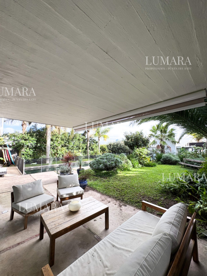 Casa ID.3934 - CASA EN VENTA PRIMERA LINEA AL ARROYO DE LA BARRA