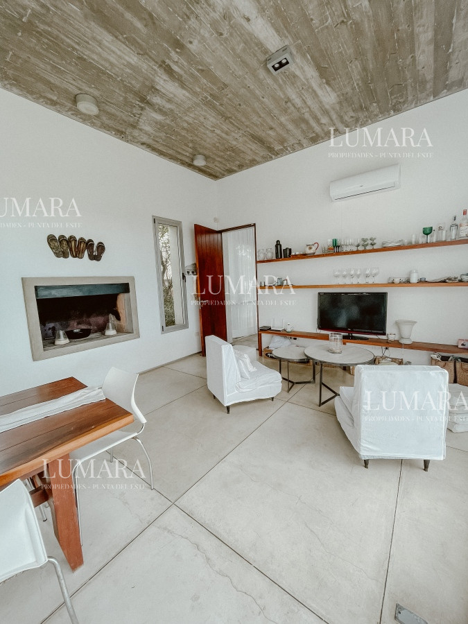 Casa ID.2755 - CASA FRENTE AL MAR EN EL CHORRO EN VENTA