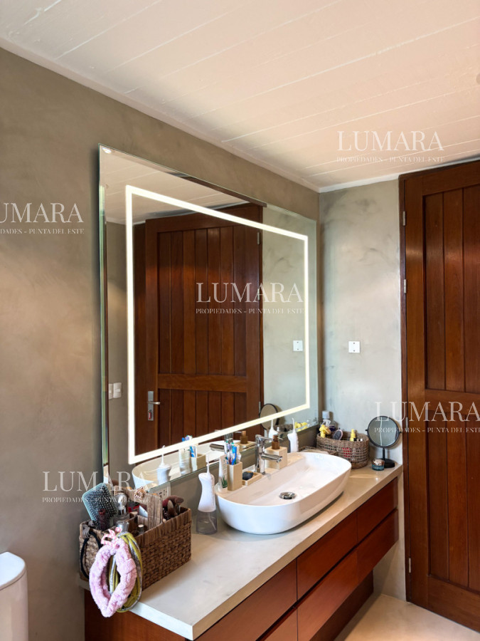 Casa ID.3934 - CASA EN VENTA PRIMERA LINEA AL ARROYO DE LA BARRA