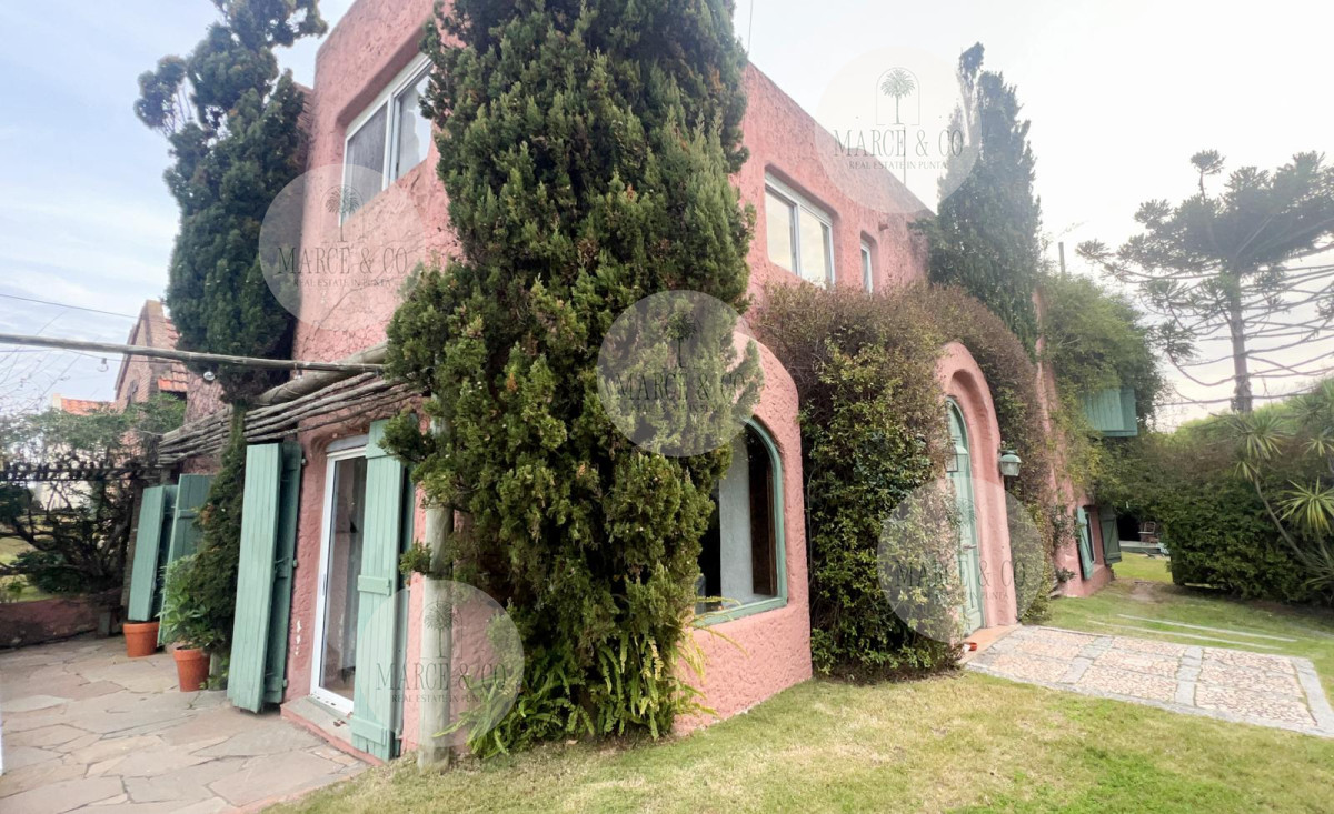 Casa ID.539 - CASA EN VENTA DE 5 DORM EN LA BARRA A 250 MTS DEL MAR
