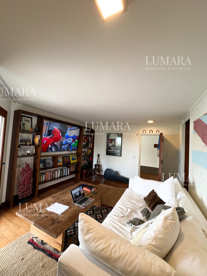 Casa ID.3934 - CASA EN VENTA PRIMERA LINEA AL ARROYO DE LA BARRA