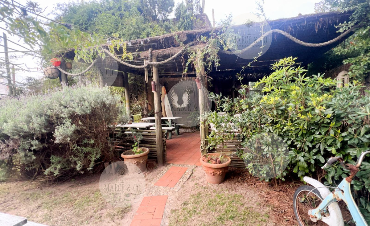 Casa ID.539 - CASA EN VENTA DE 5 DORM EN LA BARRA A 250 MTS DEL MAR
