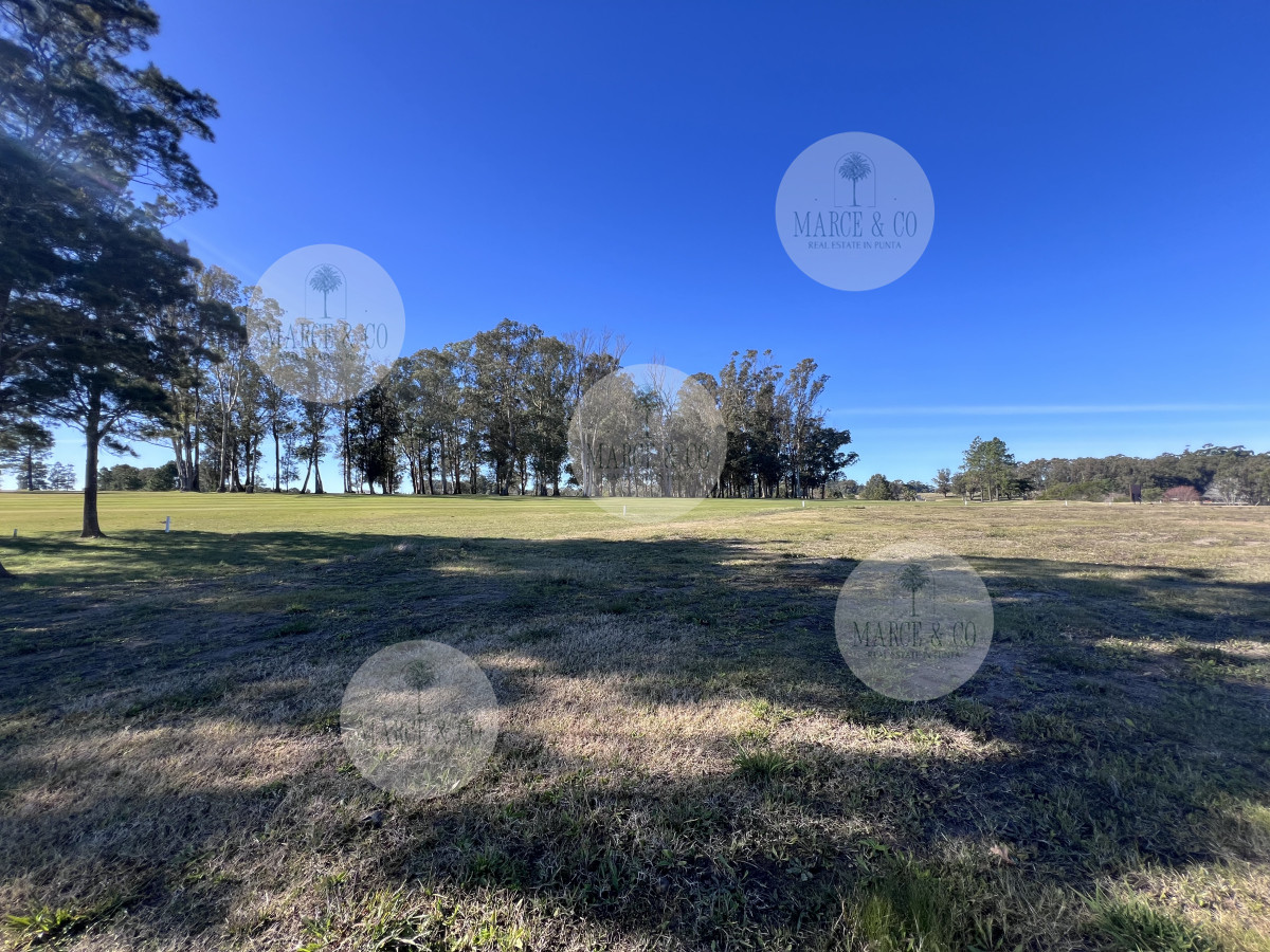 Terreno ID.2622 - Terreno en venta Pueblo mio, elevado y con laguna propia
